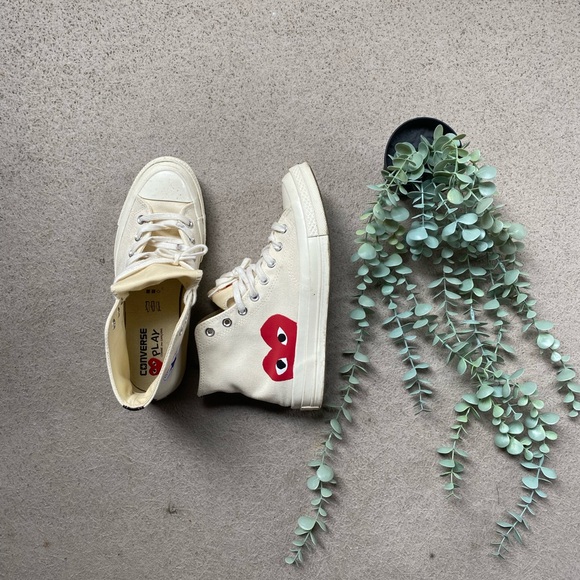 Convers cdg - Picture 1 of 2